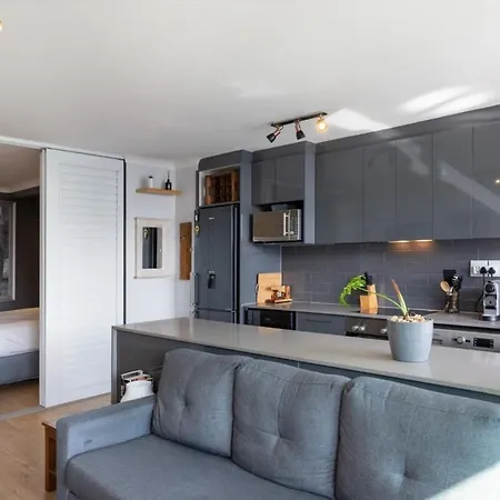 Trendy Bachelor Pad Free Parking Rooftop Pool Cape Town Exterior photo